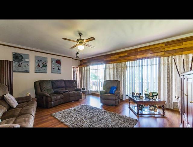 3 BEDROOM HOUSE FOR SALE IN NOORDHEUWEL